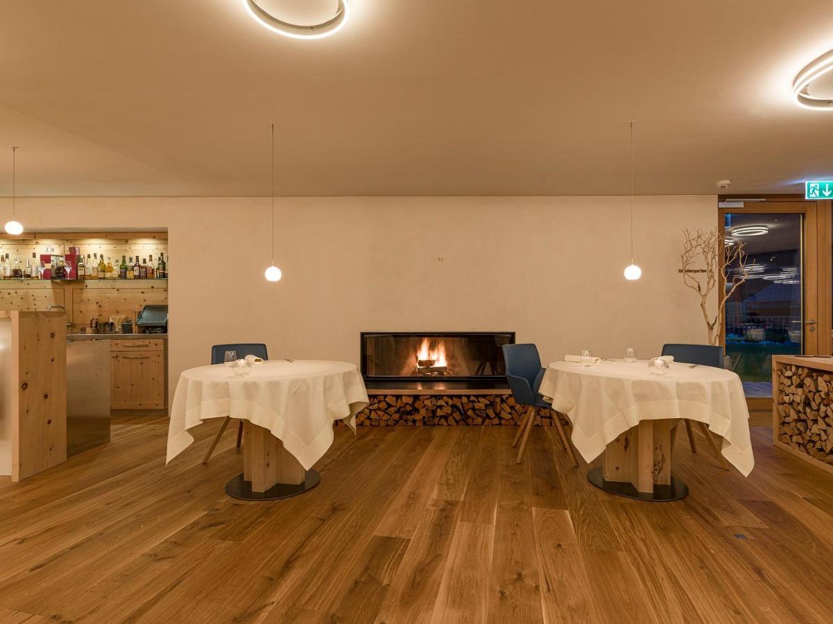 Relais & Chateaux In Lain Hotel Cadonau Brail Esterno foto
