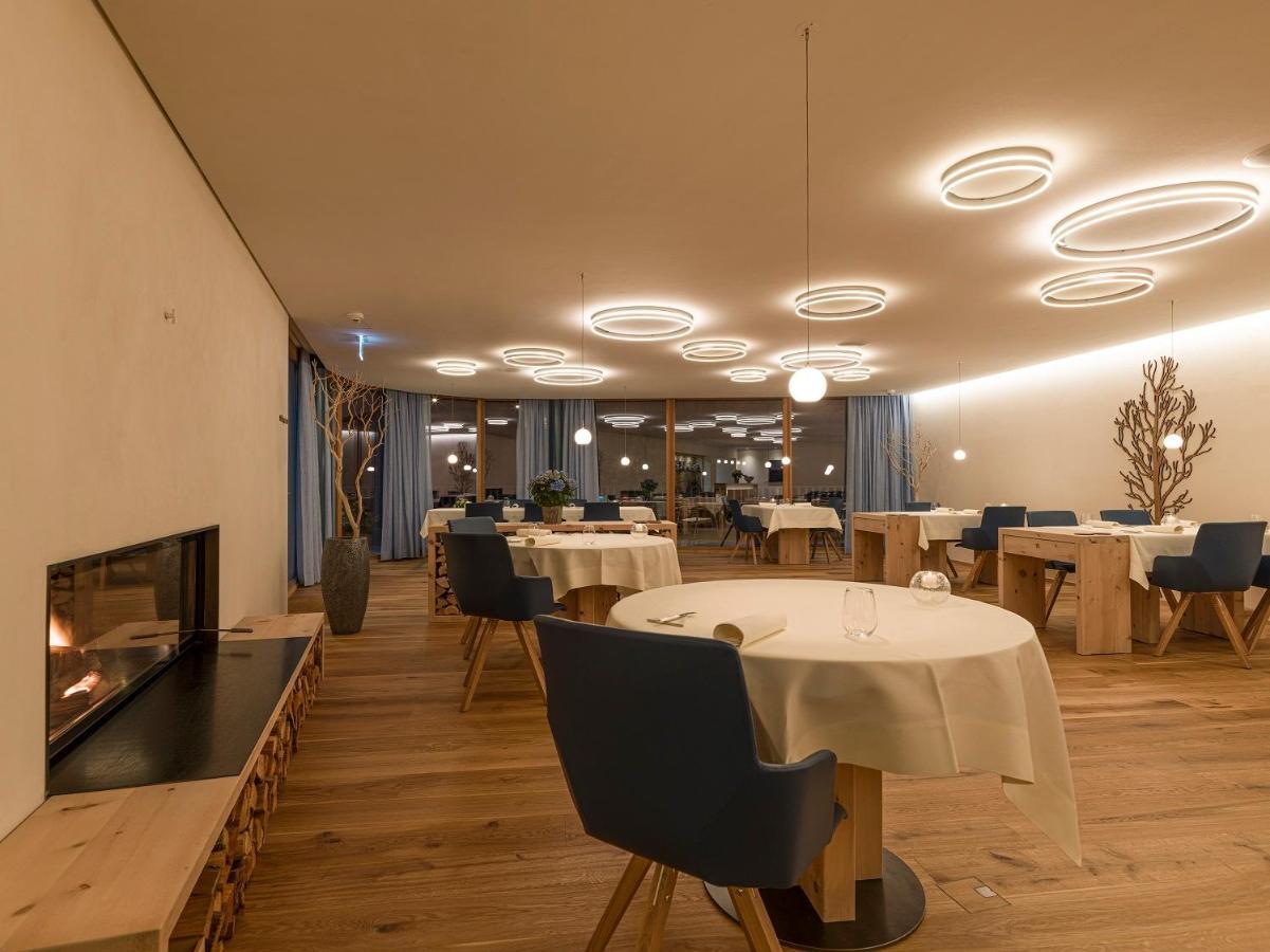 Relais & Chateaux In Lain Hotel Cadonau Brail Esterno foto