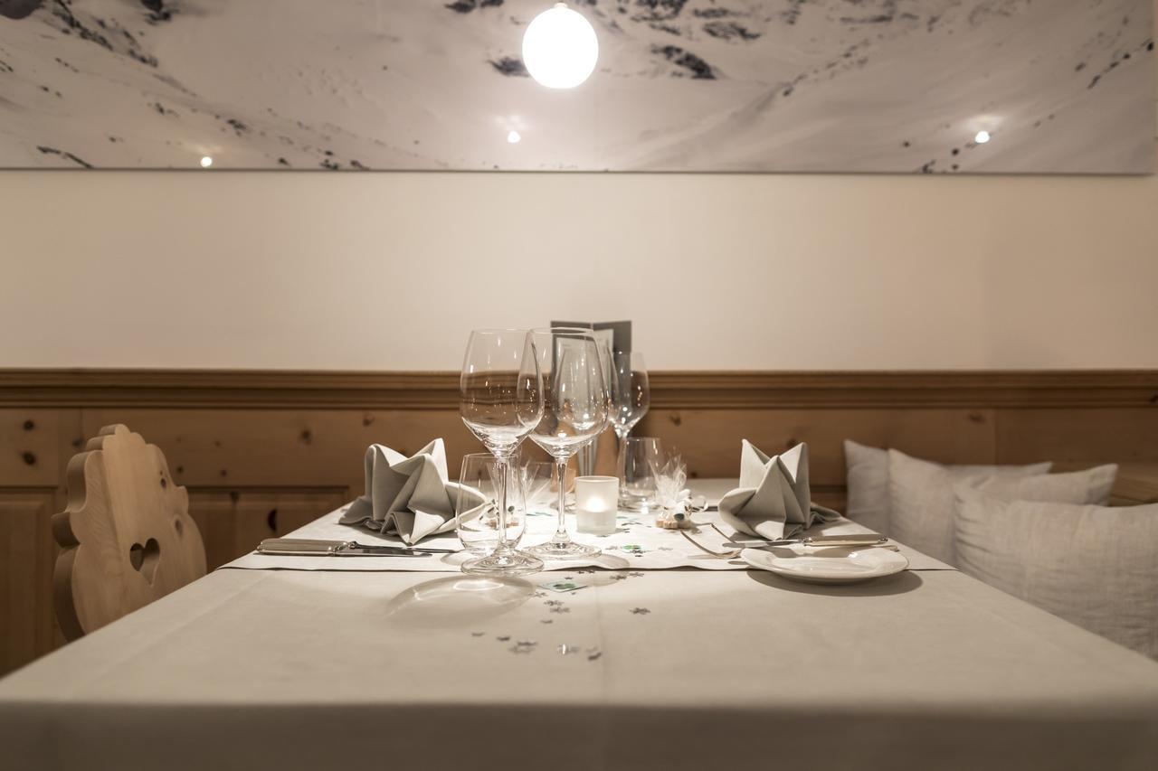 Relais & Chateaux In Lain Hotel Cadonau Brail Esterno foto