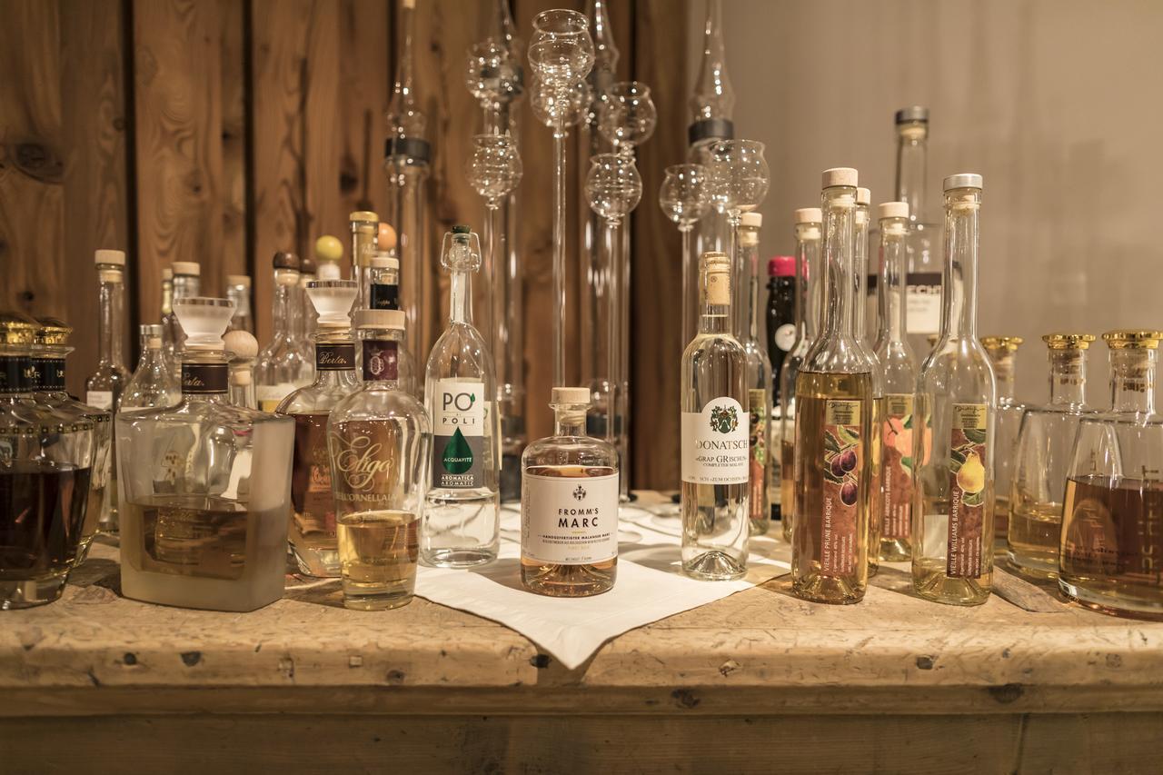 Relais & Chateaux In Lain Hotel Cadonau Brail Esterno foto