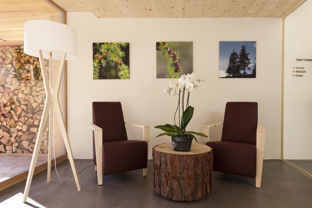 Relais & Chateaux In Lain Hotel Cadonau Brail Esterno foto